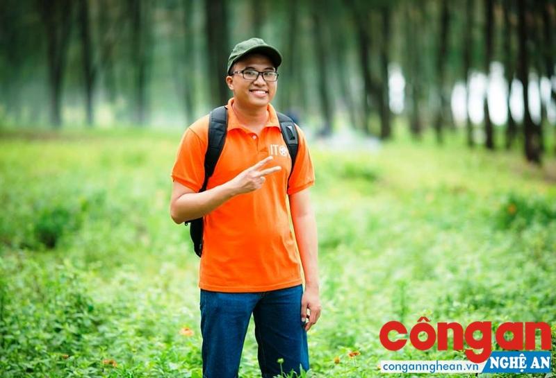 Em Nguyễn Cảnh Hoàng vừa đạt Huy chương Vàng Olympic Toán quốc tế (ảnh lấy từ facebook)