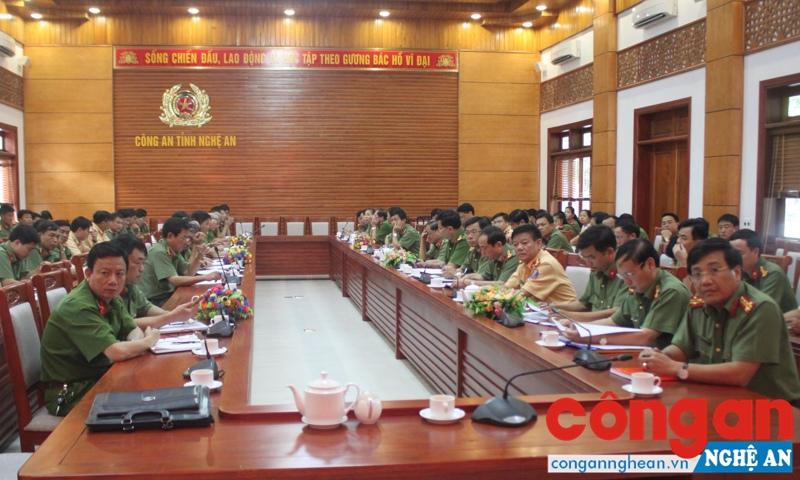 Các đại biểu tham dự hội nghị