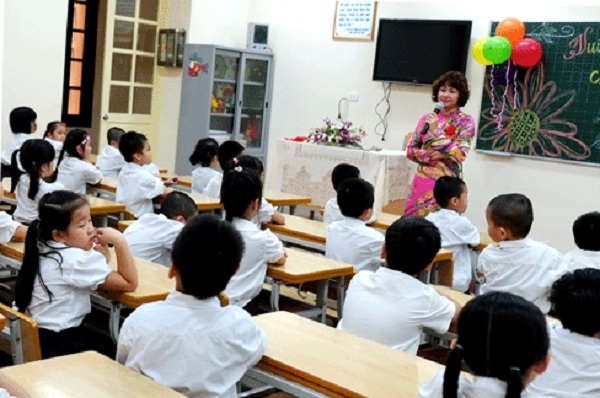 Thủ khoa cũng phải rèn nghề cật lực mới có thể trở thành giáo viên giỏi
