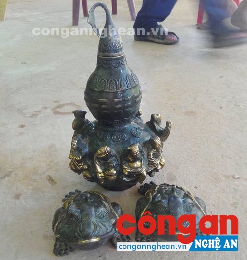 Số đồ cổ giả bị thu giữ