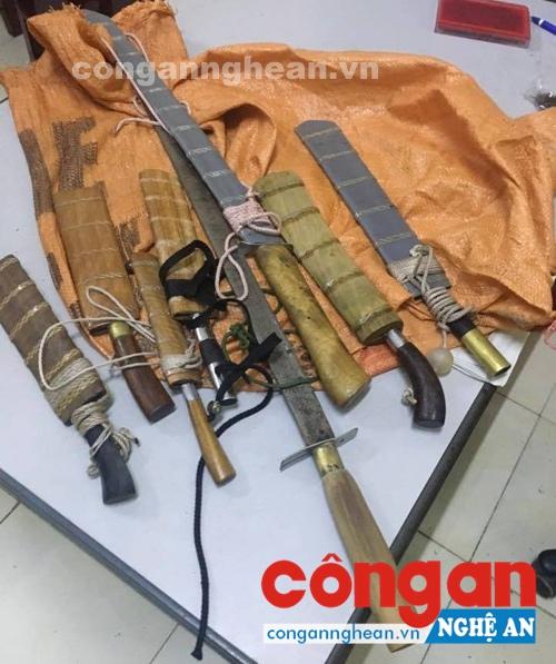 Tang vật trong Chuyên án - Ảnh: Trần Minh