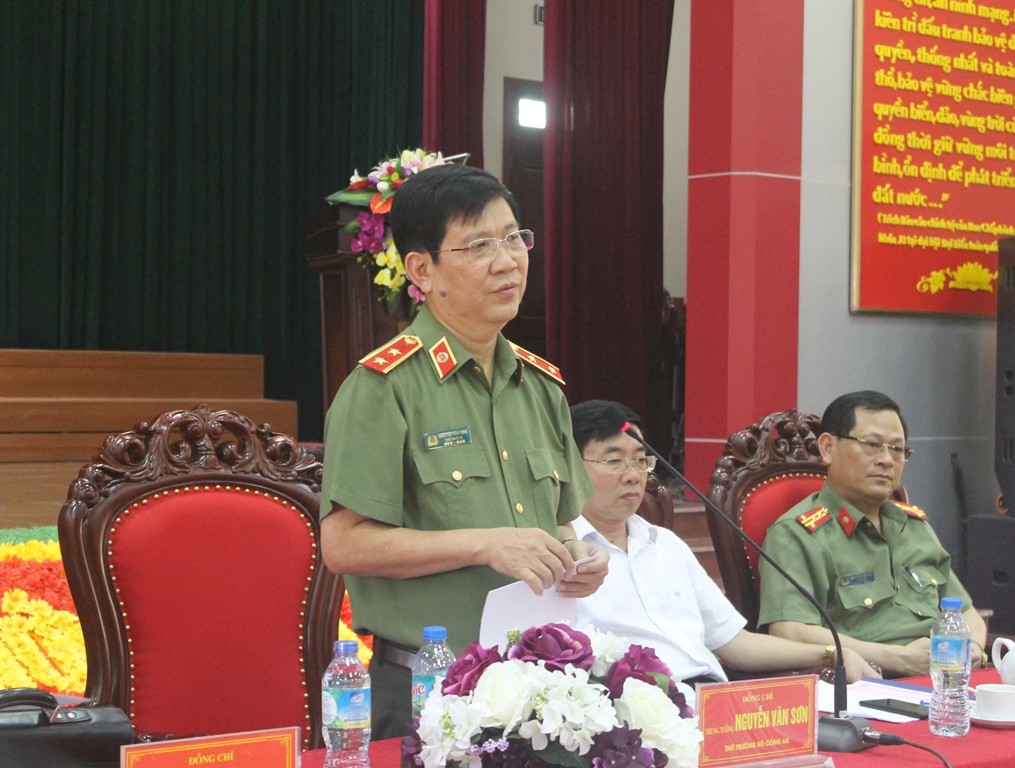 Đồng chí Thứ trưởng yêu cầu Cảnh sát PC&CC phát huy những kết quả đã đạt được hoàn thành xuất sắc nhiệm vụ được giao