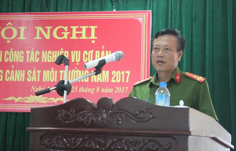 Thượng tá Trần Phúc Thịnh - Trưởng phòng Cảnh sát môi trường CANA khai mạc buổi tập huấn