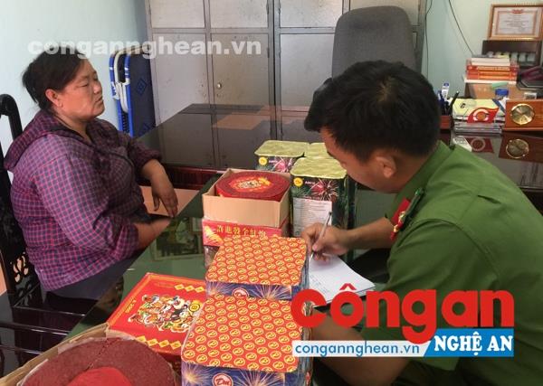 Đối tượng Trần Thị Thủy tại cơ quan Công an