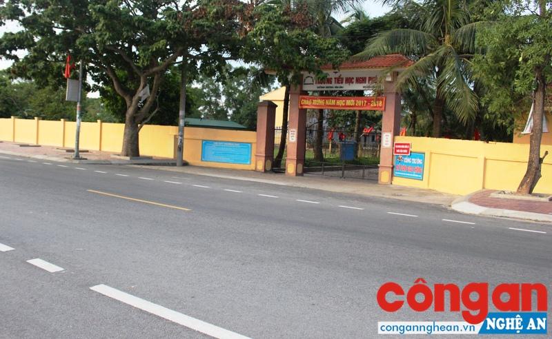 Theo Kết luận của Chủ tịch UBND tỉnh, phải xây dựng xong Trường Tiểu học Nghi Phú 2, bàn giao mặt bằng trường cũ trước ngày 30//6/2018