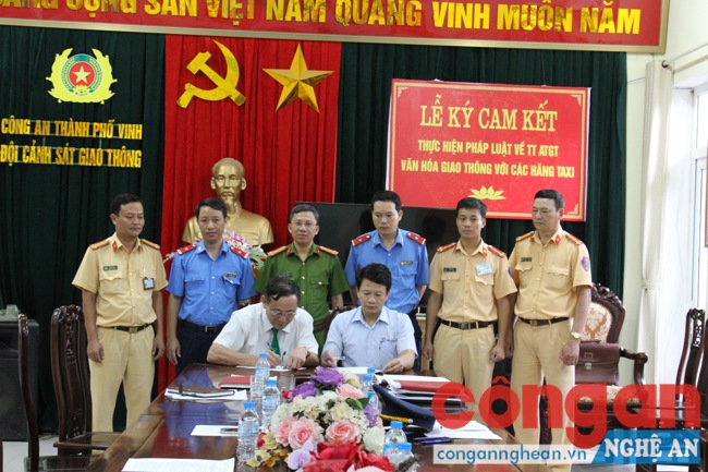 Các hãng taxi ký cam kết