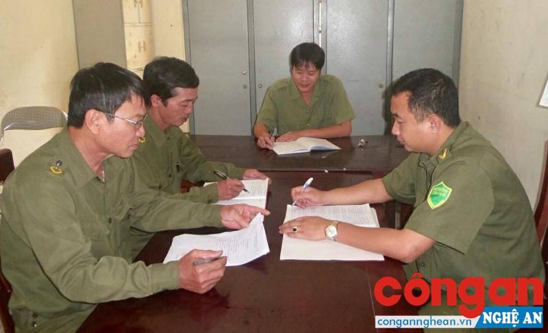 Công an thị trấn Thanh Chương họp bàn kế hoạch đảm bảo ANTT trong những tháng cuối năm
