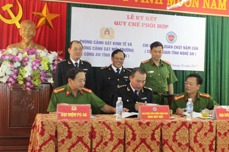 Ký kết quy chế phối hợp