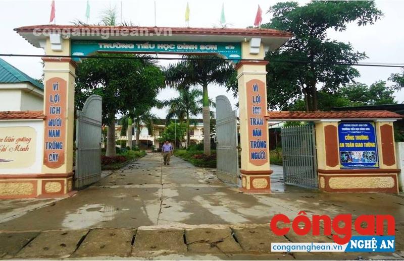  Trường Tiểu học Đỉnh Sơn, nơi xảy ra sự việc phụ huynh đánh học sinh và hiệu trưởng nhà trường