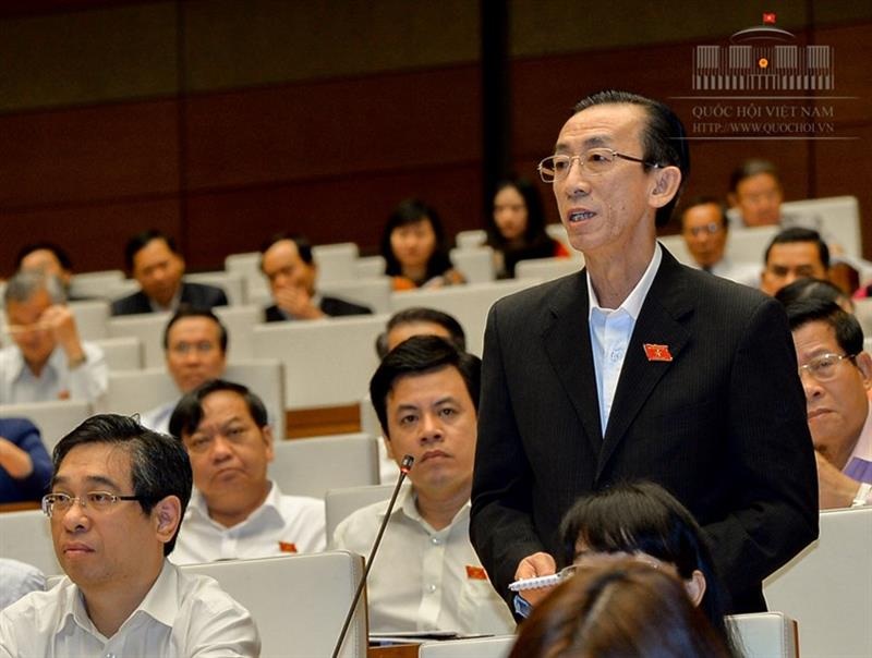 Đại biểu Trần Hoàng Ngân chất vấn Bộ trưởng Bộ Tài chính  