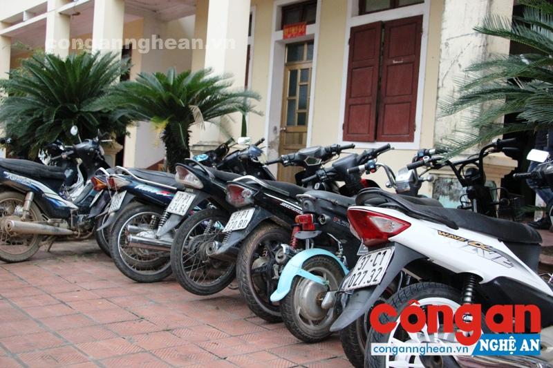 Cơ quan điều tra thu giữ tang vật trong Chuyên án
