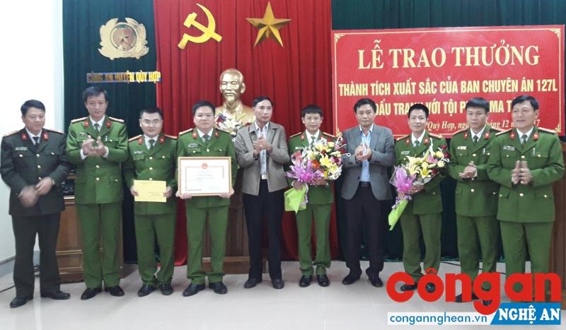 Ban chuyên án 127L đã được UBND Quỳ Hợp tặng giấy khen và trao thưởng 20 triệu đồng