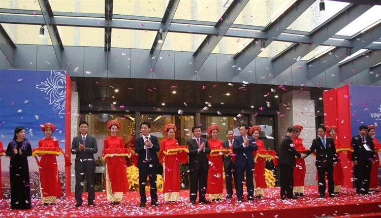 Lễ cắt băng khánh thành Vinpearl Hà Tĩnh Hotel