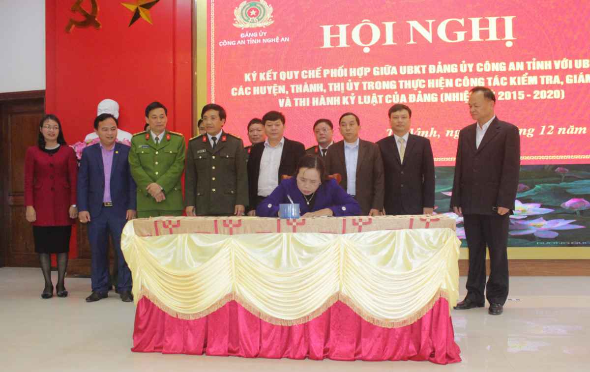 UBKT Đảng ủy Công an tỉnh ký quy chế phối hợp với UBKT các huyện, thành, thị ủy trong công tác kiểm tra, giám sát và kỷ luật Đảng.