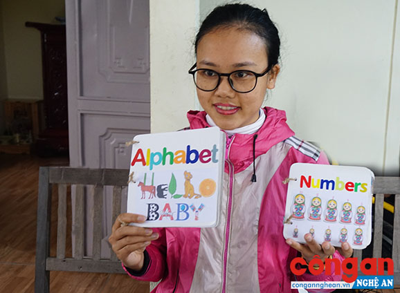  Lê Thị Khởi và những cuốn sách làm từ sách báo cũ