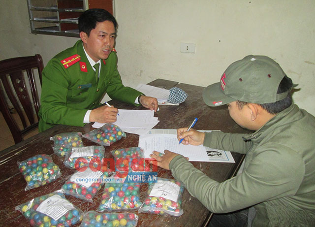Đối tượng Sang khai nhận tại Công an phường Cửa Nam