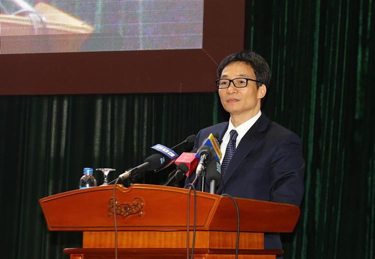 Phó Thủ tướng Vũ Đức Đam phát biểu tại hội nghị.