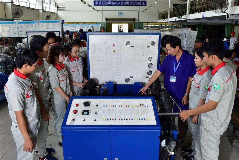 Vấn đề giải quyết việc làm là một trong những “điểm sáng” trong bức tranh lao động của tỉnh năm 2017 - Ảnh minh họa