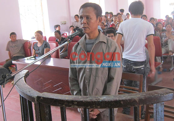 Một đối tượng bị xét xử tại phiên tòa xét xử lưu động
