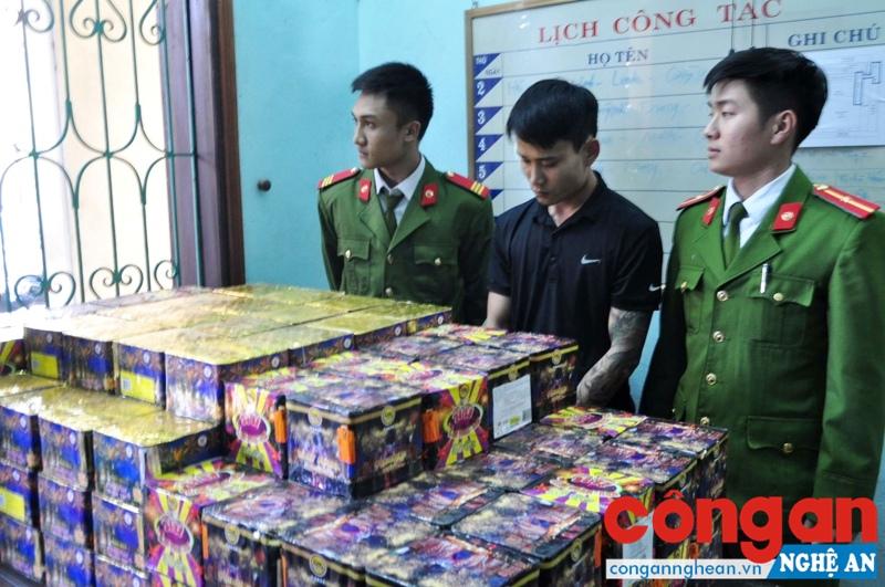 Đối tượng cùng tang vật thu giữ trong chuyên án