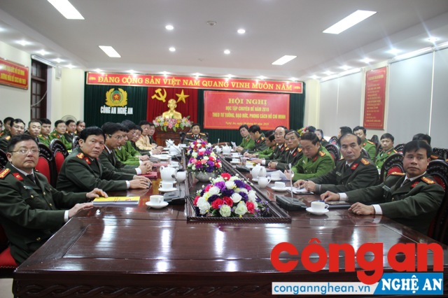 Hội nghị trực tuyến tại điểm cầu Nghệ An
