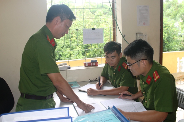 Với sự quyết liệt trong đấu tranh phòng, chống tội phạm, năm 2017, Công an TX Hoàng Mai đã phá thành công 15 chuyên án lớn