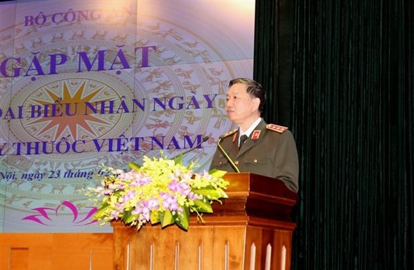 Bộ trưởng Tô Lâm phát biểu tại buổi gặp mặt.