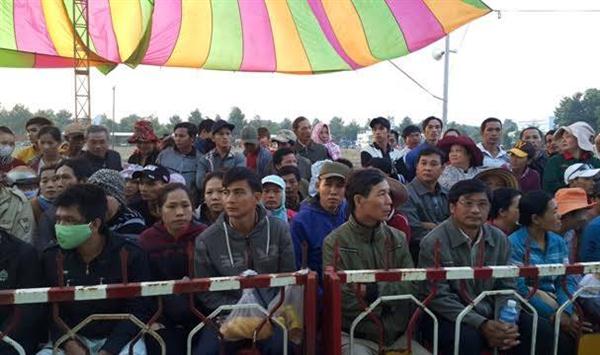 Hàng nghìn người dân đến theo dõi một phiên tòa xét xử lưu động - Ảnh minh họa