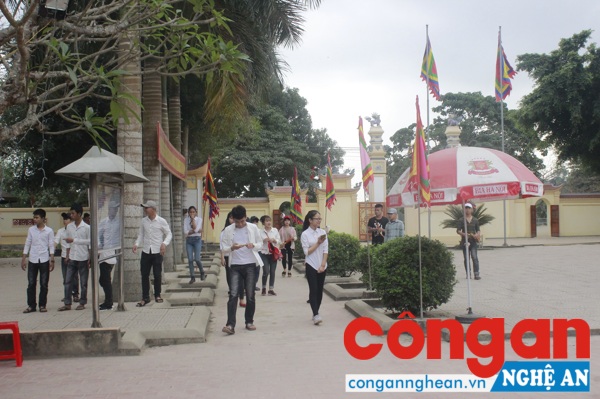 Đền Quả Sơn thuộc xã Bồi Sơn, huyện Đô Lương là điểm đến tâm linh, tín ngưỡng của nhân dân trong tỉnh và cả nước
