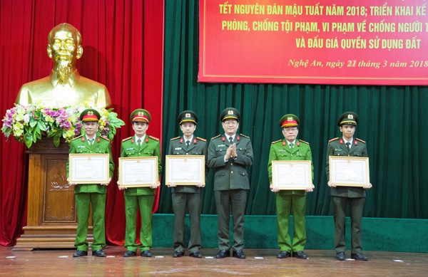 Các cá nhân được nhận Bằng khen của UBND tỉnh