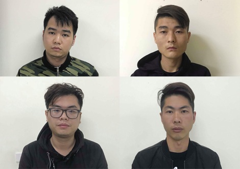 4 đối tượng người Trung Quốc dùng thẻ ATM giả để rút tiền tại Việt Nam.