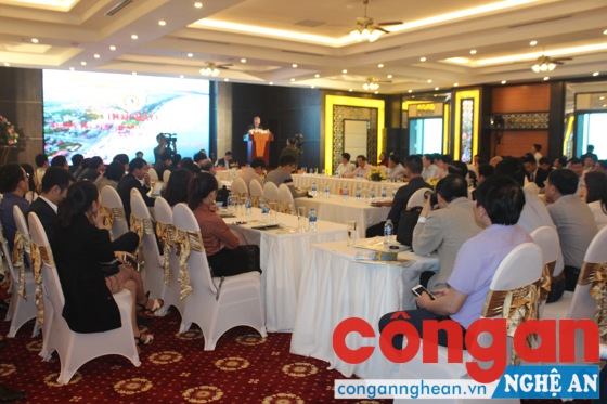 Toàn cảnh buổi họp báo