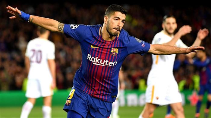 Luis Suárez ghi bàn từ kiến tạo của hậu vệ AS Roma