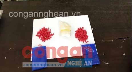 ...cùng số tang vật