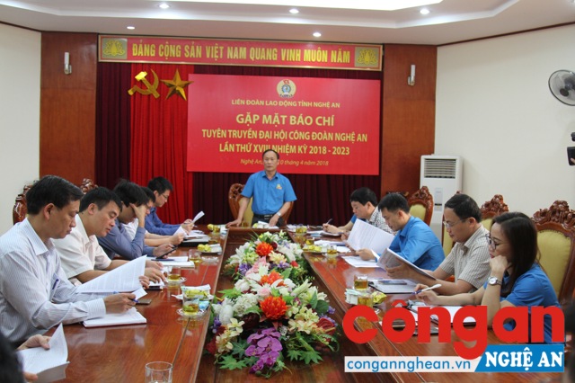Toàn cảnh buổi họp báo
