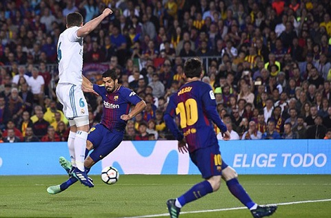 Suarez mở tỷ số