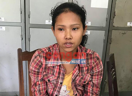  Đối tượng Lữ Thị Búa tại cơ quan Công an