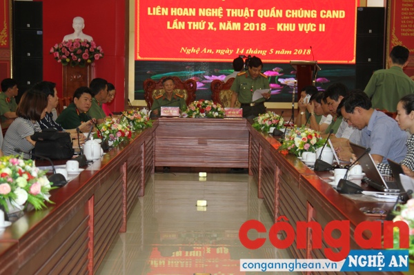 Toàn cảnh buổi họp báo