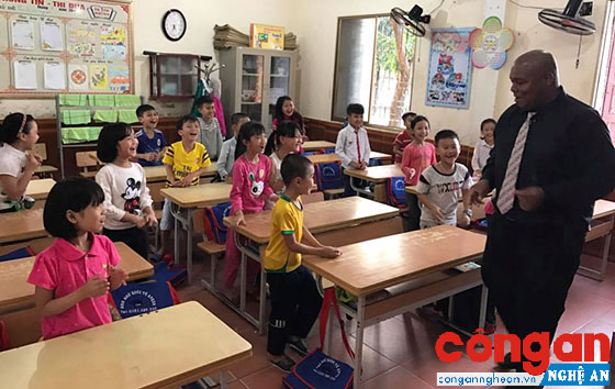  Cơ sở vật chất là một trong những rào cản trong việc chuyển đổi từ cơ sở ngoại ngữ lên trung tâm