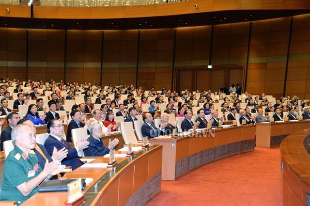 Đại biểu Quốc hội và khách mời tham dự phiên họp toàn thể