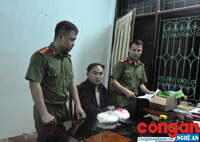 Công an TX Thái Hòa phá Chuyên án 318M, bắt đối tượng mua bán trái phép 2,5 kg ma tuý đá