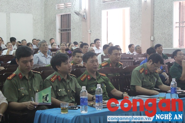Các đại biểu tham dự
