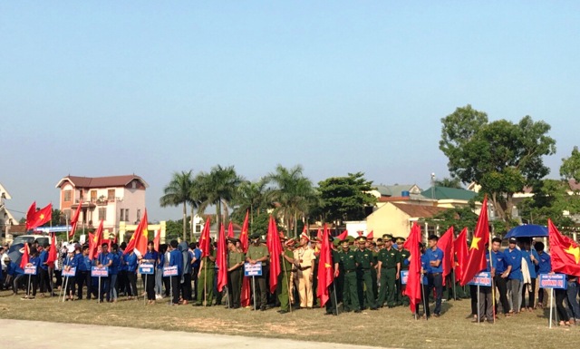 Toàn cảnh lễ ra quân