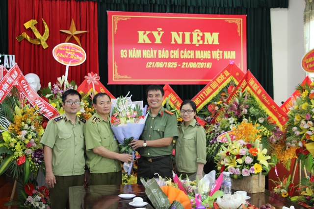 Chi cục quản lý thị trường, chúc mừng Báo Công an Nghệ An