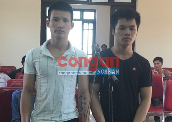 2 bị cáo tại phiên tòa