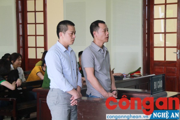 Hai bị cáo tại tòa
