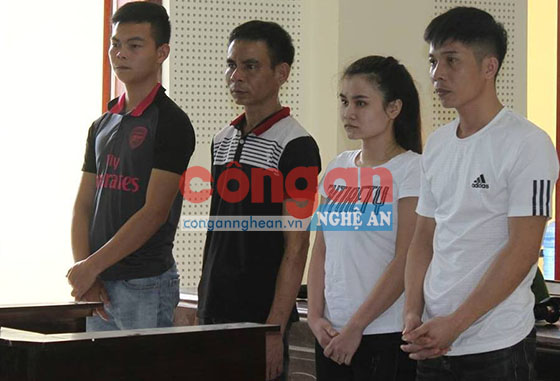 Lữ Phương Thảo cùng các bị cáo tại phiên tòa