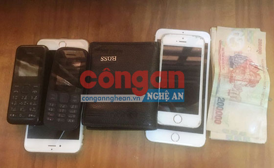 Tang vật vụ án cá độ ngày 21/6