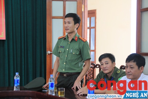 Đồng chí Lê Đức Dũng – Phó trưởng Công an TP Vinh giao nhiệm vụ 