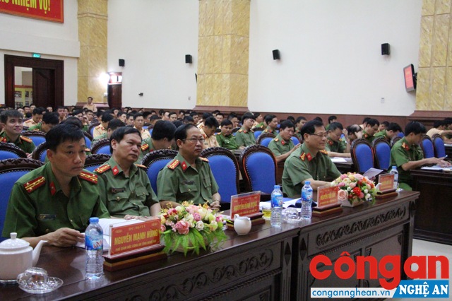 Các đại biểu tham dự khai mạc đợt tập huấn